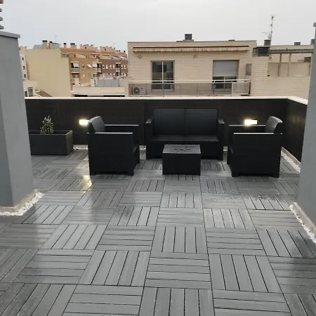Atico Con Hidromasaje, Terraza Y Piscina En Ebrehogar Amposta