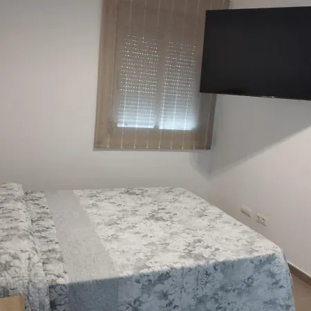 Apartment Atico Con Hidromasaje, Terraza Y Piscina En Ebrehogar Amposta