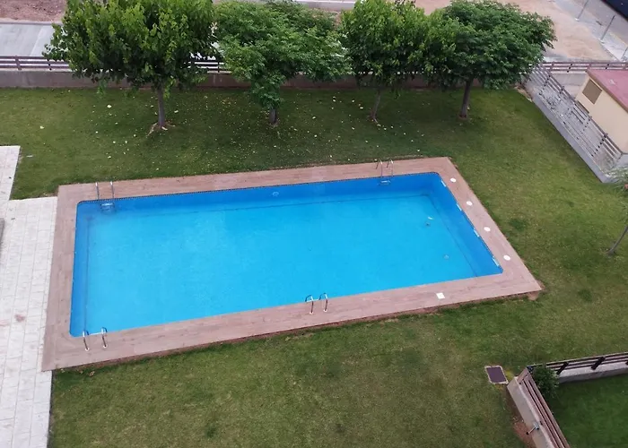 Lägenhet Atico Con Hidromasaje, Terraza Y Piscina En Ebrehogar